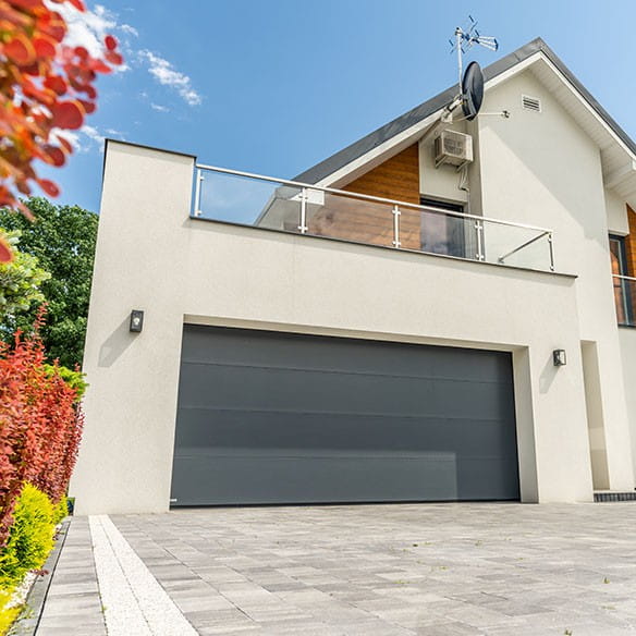 krishome-bramy-garazowe-segmentowe2.jpg